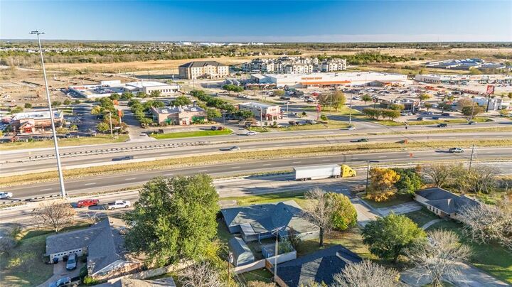 Property Photo:  2500 Burnett Drive  TX 75402 