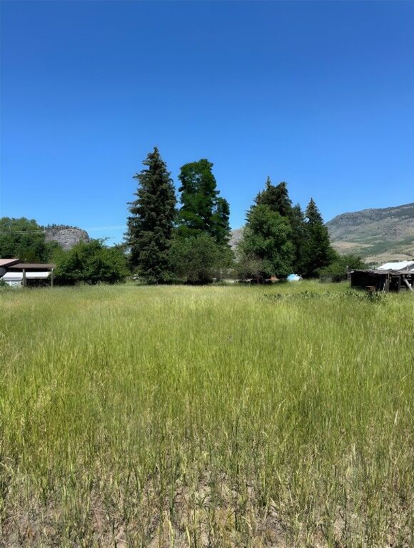 Photo de la propriété: 820 64th Avenue BC V0H 1H4