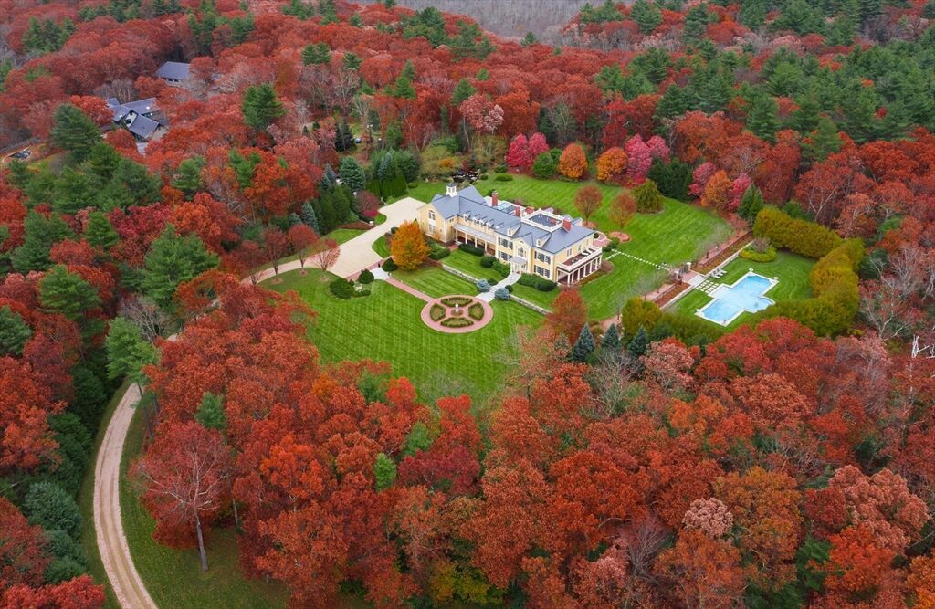 Property Photo: 495 Hugh Cargill Rd MA 01742