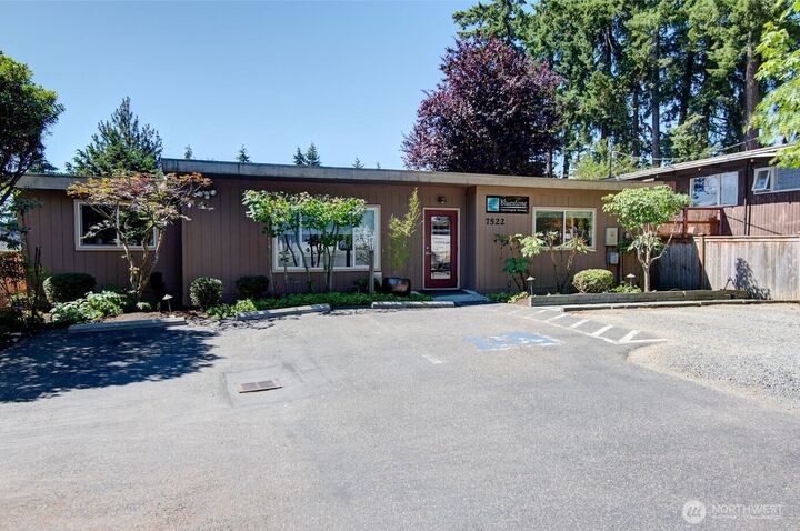 7522  221st Street  Edmonds WA 98026 photo
