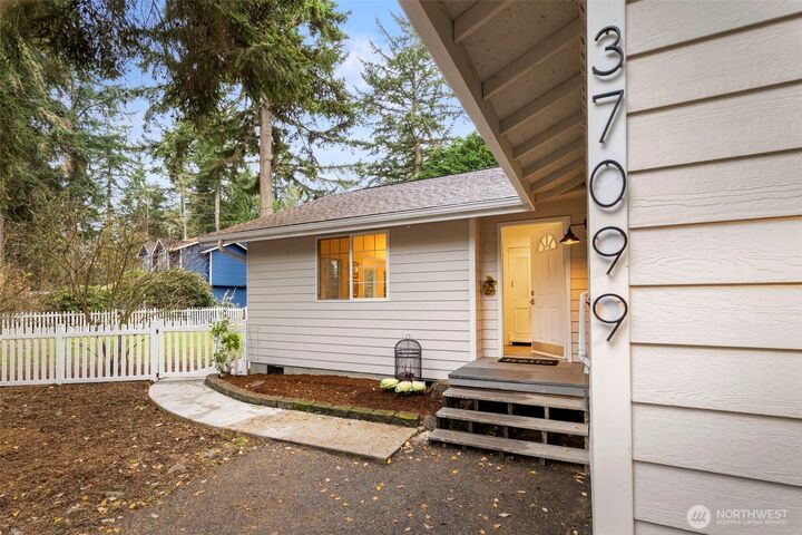 Property Photo: 37099 Cypress Drive NE WA 98340