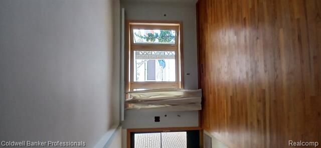 Property Photo: 30632 Ohmer Drive MI 48092