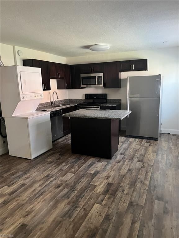 Property Photo: 1001 Little Bay Ave A3 VA 23503