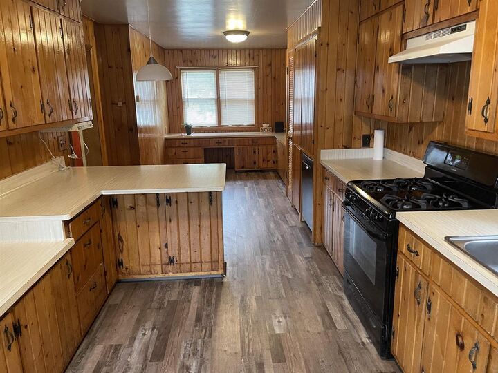 Property Photo:  311 Steiner Drive  WI 53065 