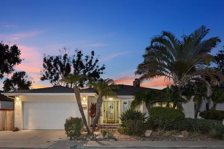 Property Photo: 4931 Lorraine Dr CA 92115