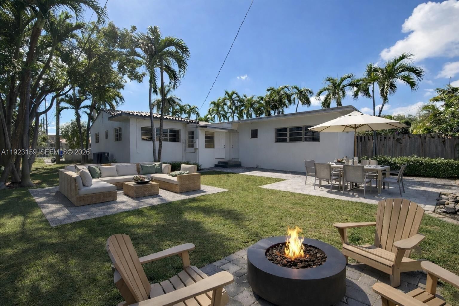 Property Photo:  2221 SW 13th St  FL 33145 