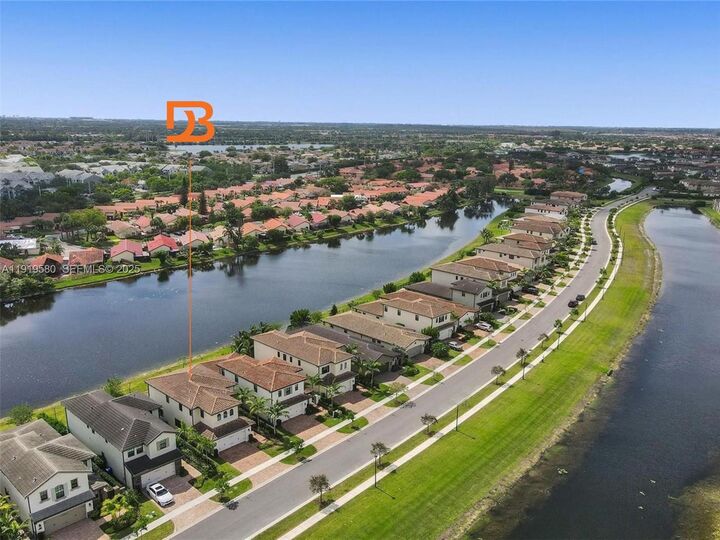 Property Photo: 445 SW 113th Ln FL 33025