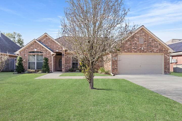 Property Photo: 7825 Quail Court TX 77713-9673