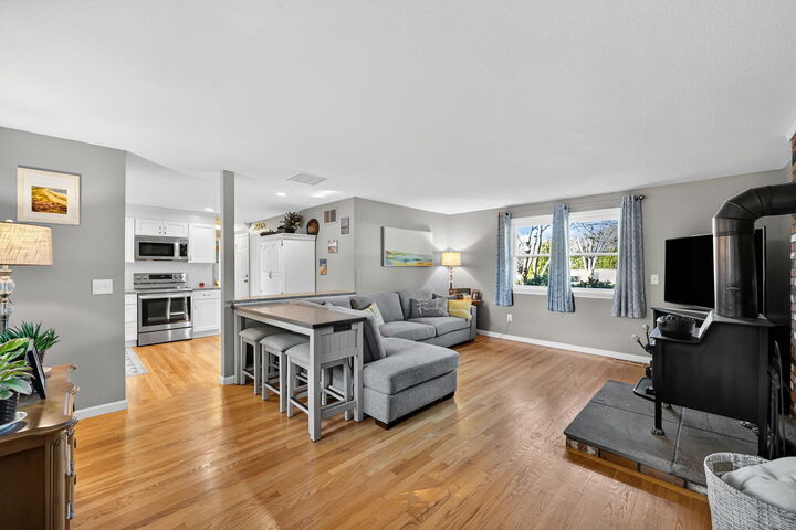 Property Photo: 68 Kent Lane CT 06074