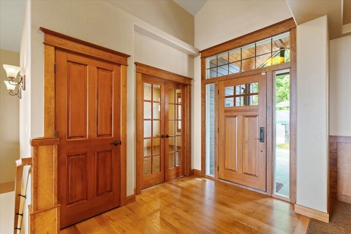 Property Photo: 10321 N Navaho Dr WA 99208