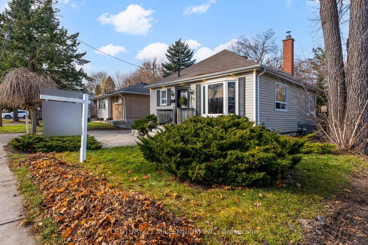 Property Photo:  30 Clarence Street  ON L6W 1S3 