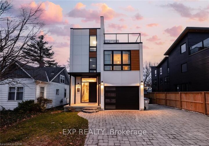 26 Huron Street — photo 1