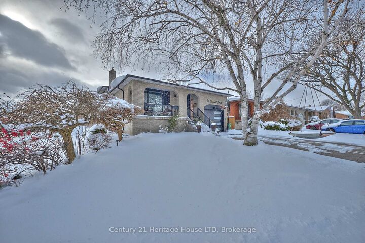 70 Taymall Street  Hamilton ON L8W 2A1 photo