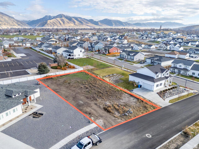 Property Photo: 58 N 775 W 82 UT 84319