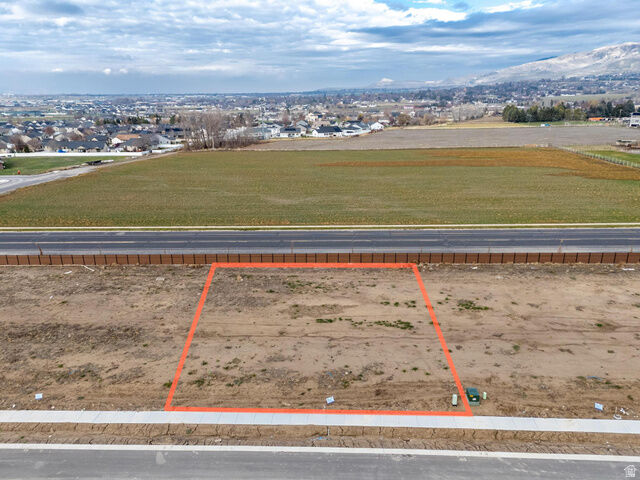 Property Photo: 651 E 2475 N 7 UT 84341