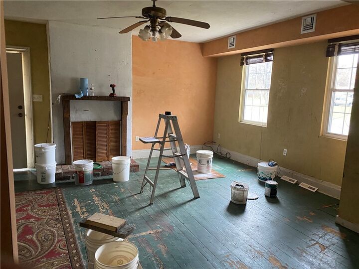 Property Photo: 1179 Lebanon School Rd. PA 15122