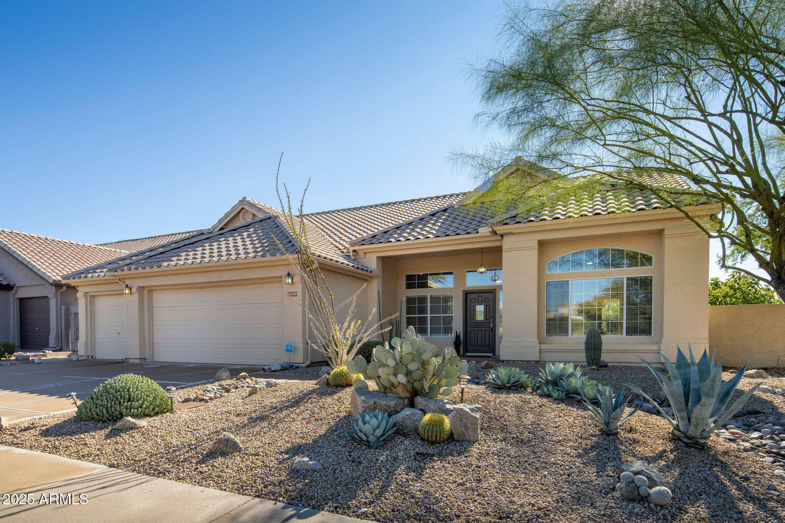 Property Photo:  11149 E White Feather Lane  AZ 85262 