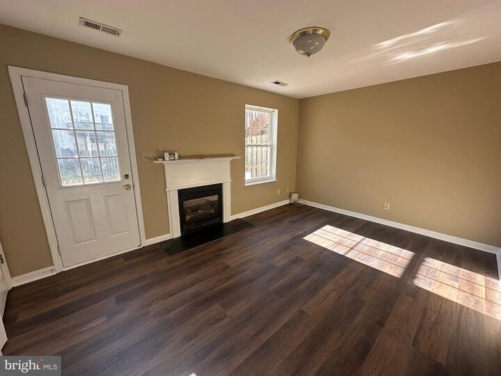 Property Photo: 7114 Wytheville Circle VA 22407