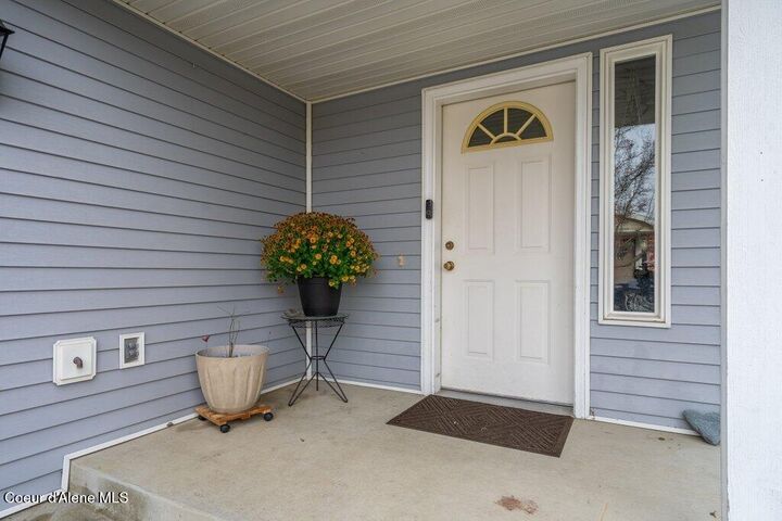 Property Photo: 7384 N Wheatfield Dr ID 83815