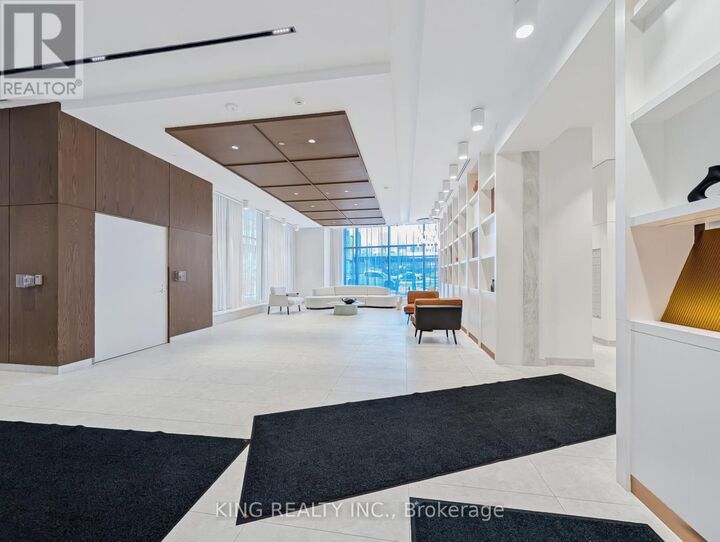 Property Photo:  15 Richardson Street 1701  ON M5A 0Y5 