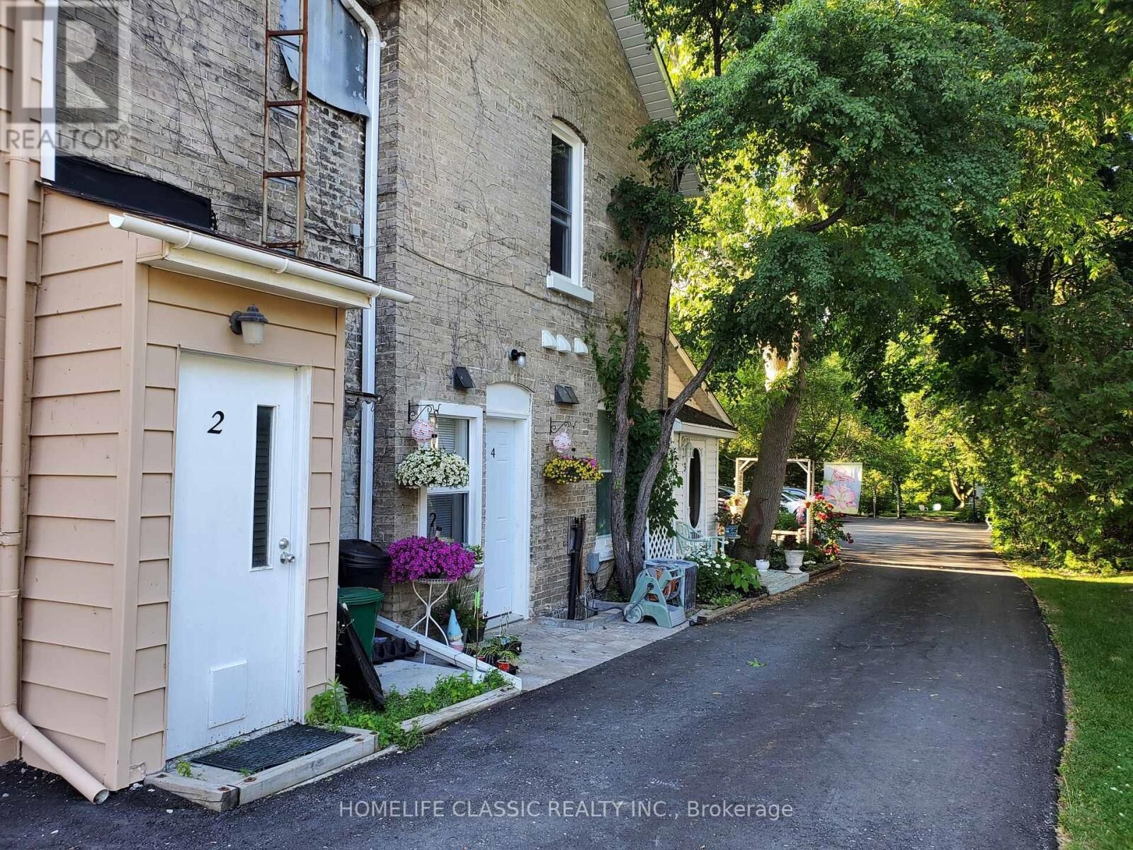 Property Photo:  396 Simcoe Street 2  ON L0K 1A0 