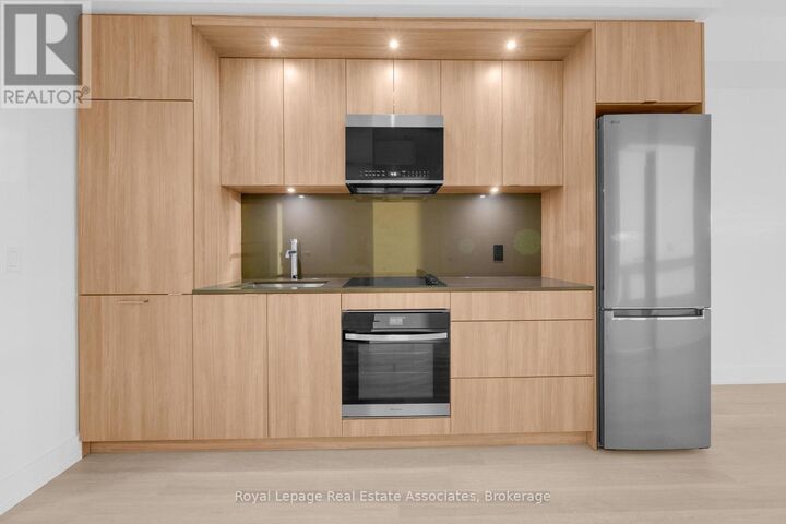 Property Photo: 60 Central Park Roadway 1008 ON M9A 3K1