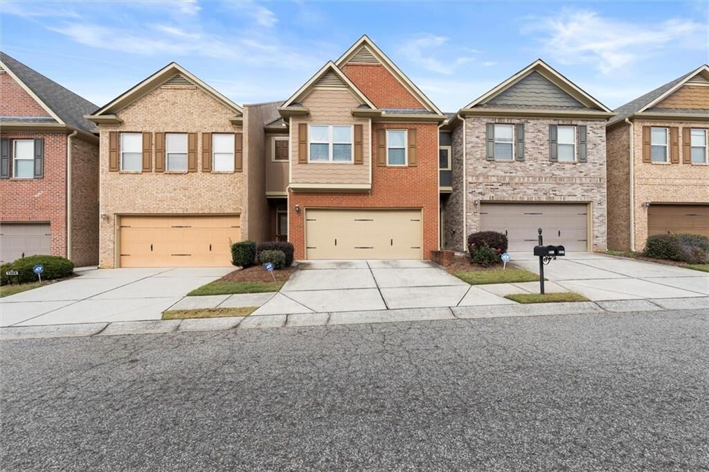 Property Photo: 1207 Mistyhaynes Way GA 30017