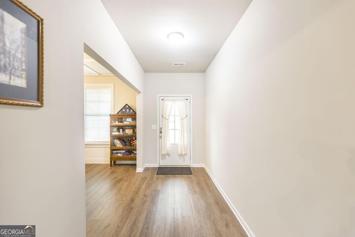 Property Photo:  100 Davids Place Drive  GA 31088 