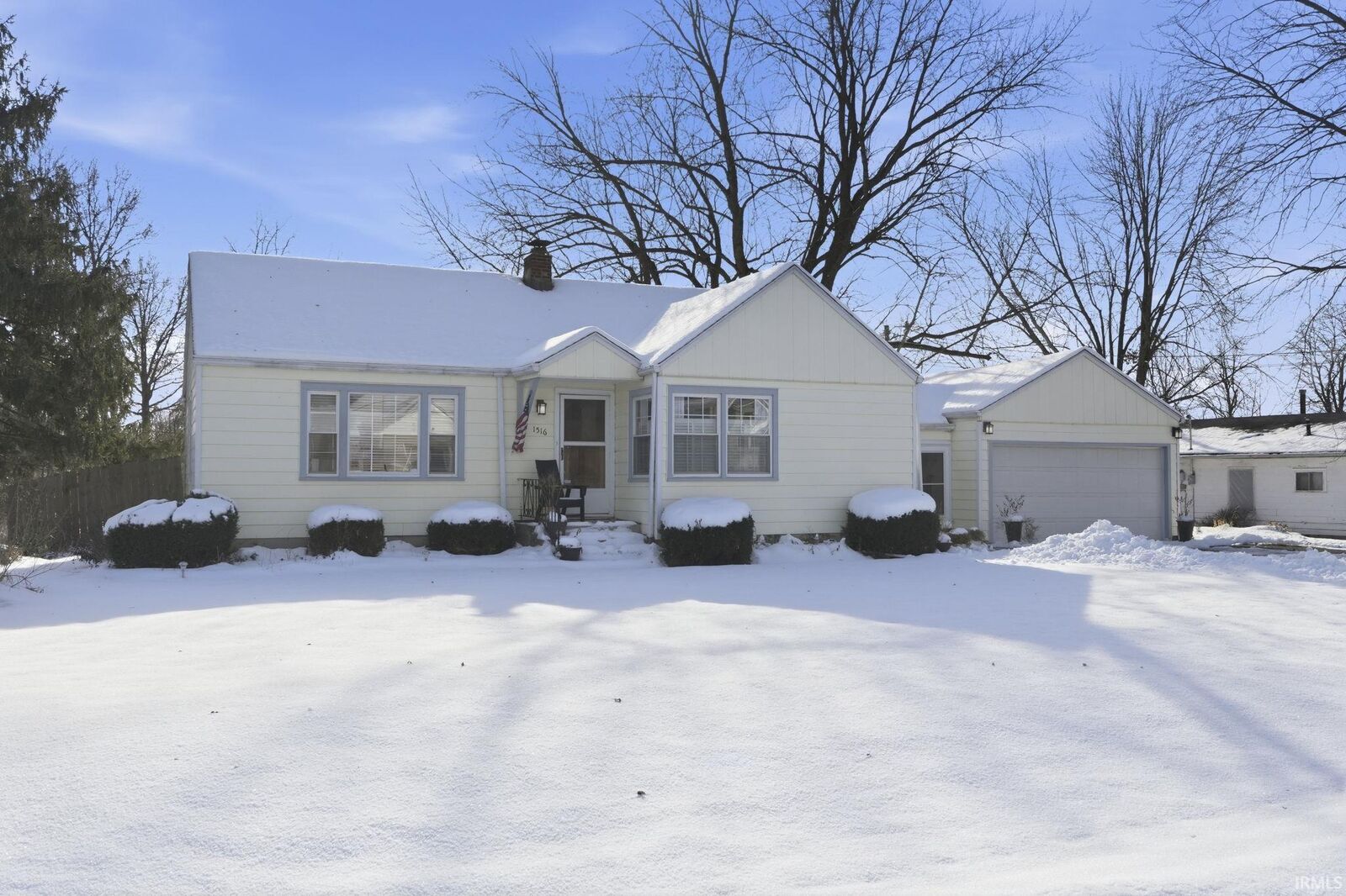 Property Photo:  1516 Farwood Avenue  IN 46816 