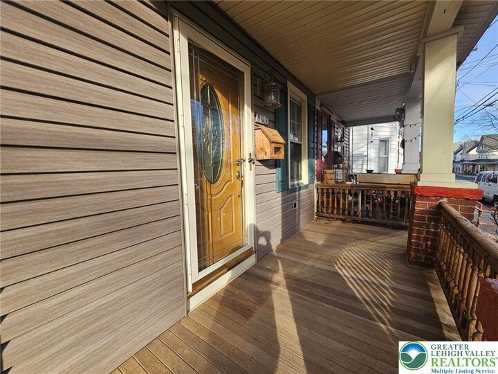 Property Photo: 807 George Street PA 18072