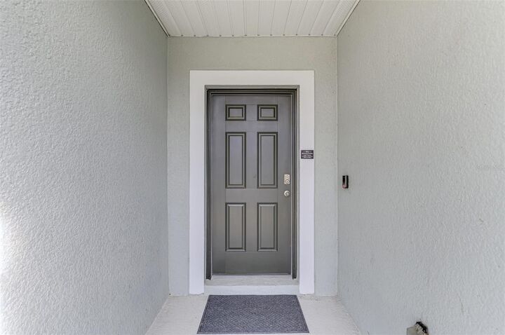 Property Photo: 25889 Aysen Drive FL 33983