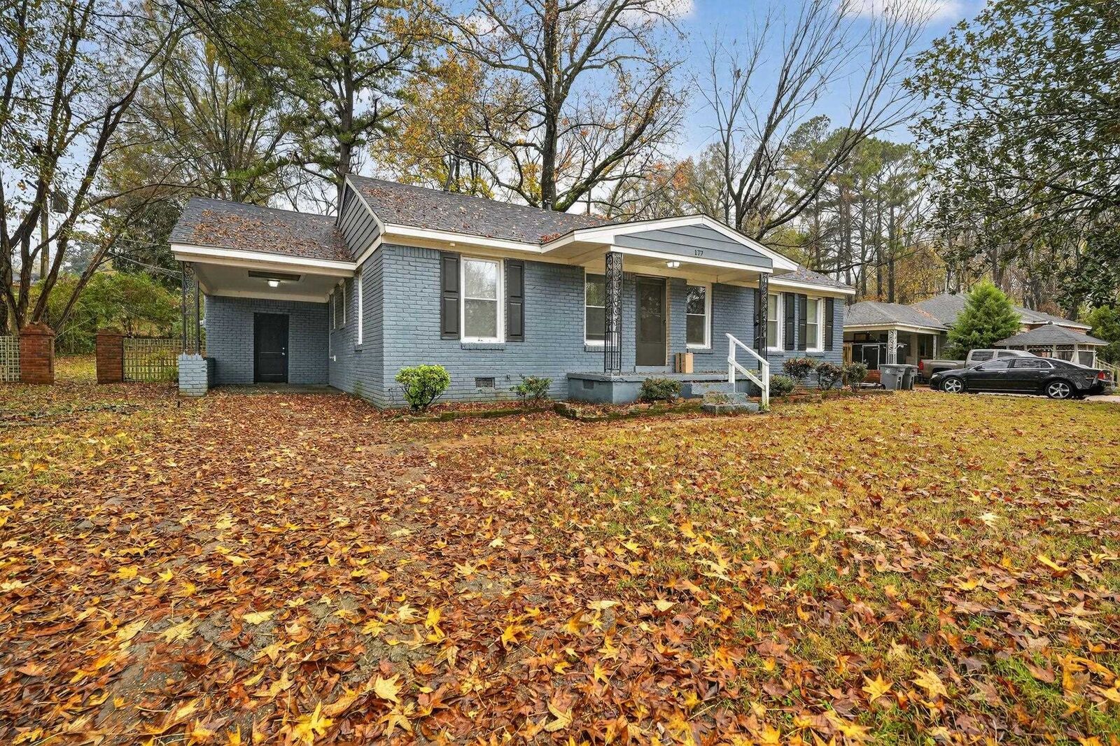 Property Photo:  177 E Raines Rd  TN 38109 