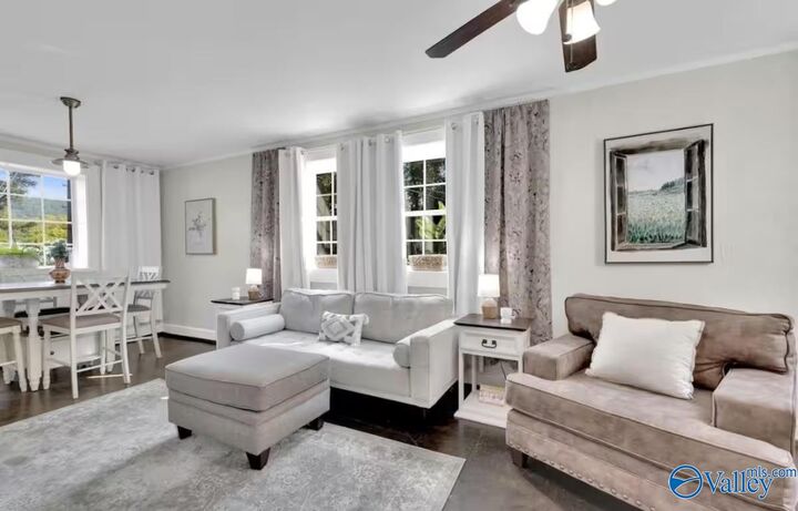 Property Photo:  409 2nd Street NW  AL 35967 