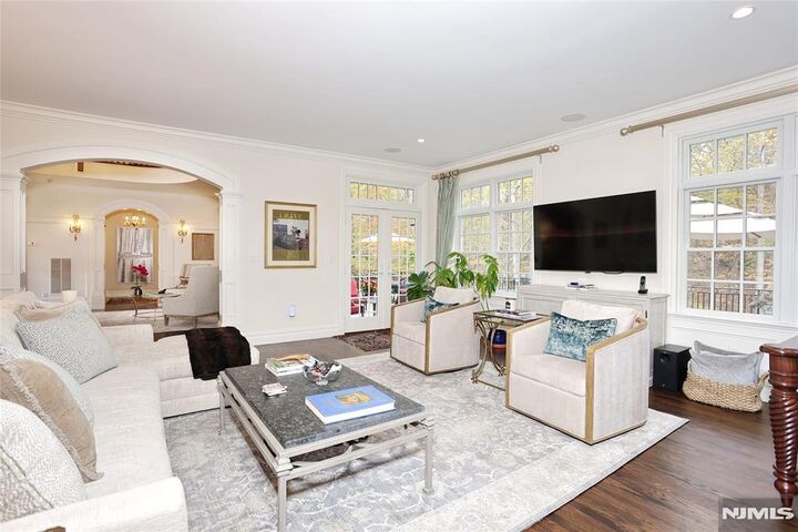 Property Photo:  164 Deerhaven Road  NJ 07430 