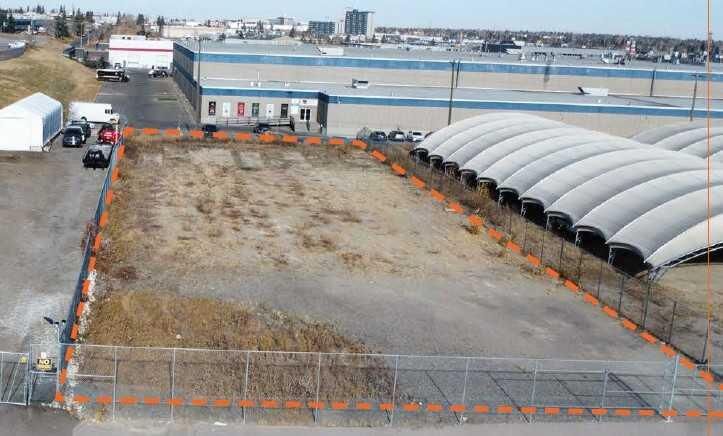 Property Photo: 229 33 Street NE AB T2A 4Y6