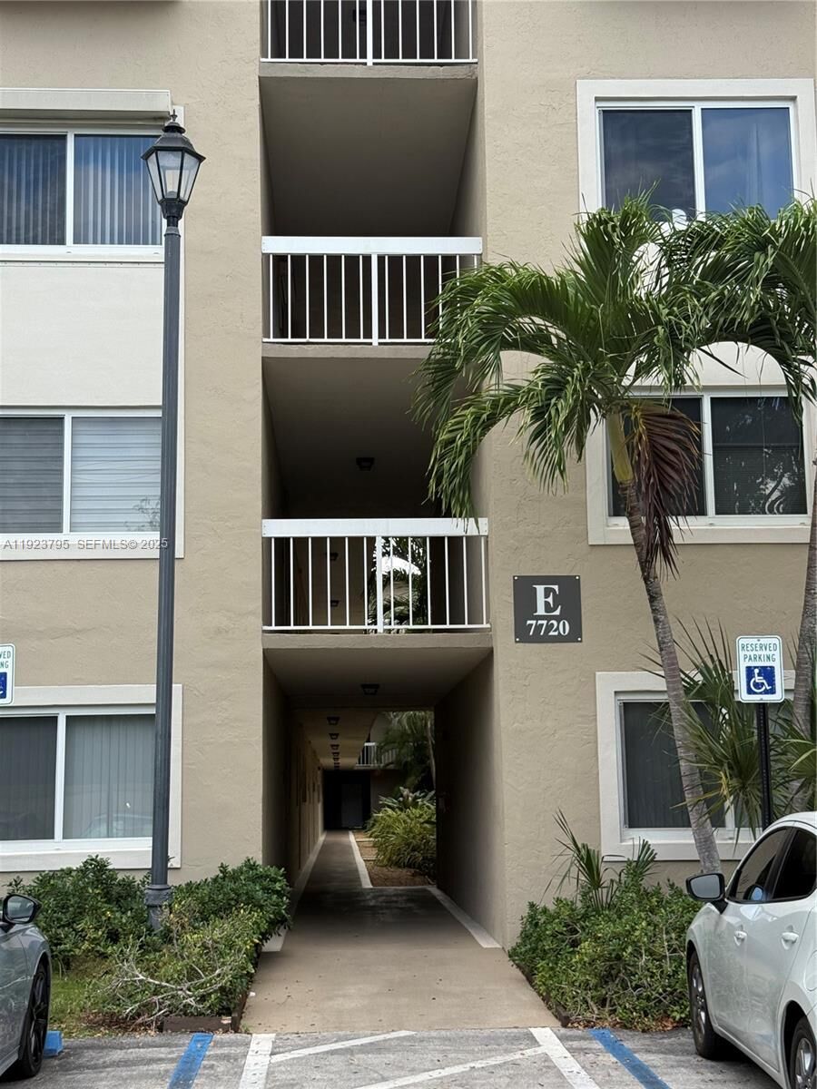 Property Photo:  7720 Camino Real E407  FL 33143 