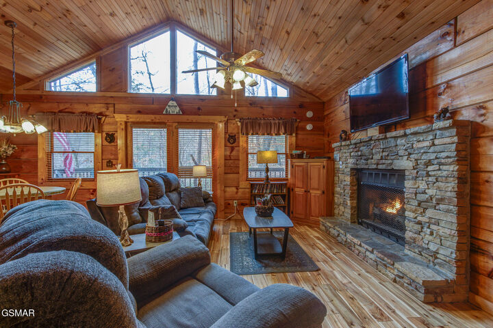 Property Photo:  1590 Walt Price Road  TN 37876 