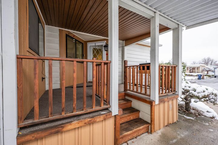 Property Photo:  1205 E Lyons Rd 4  WA 99208 