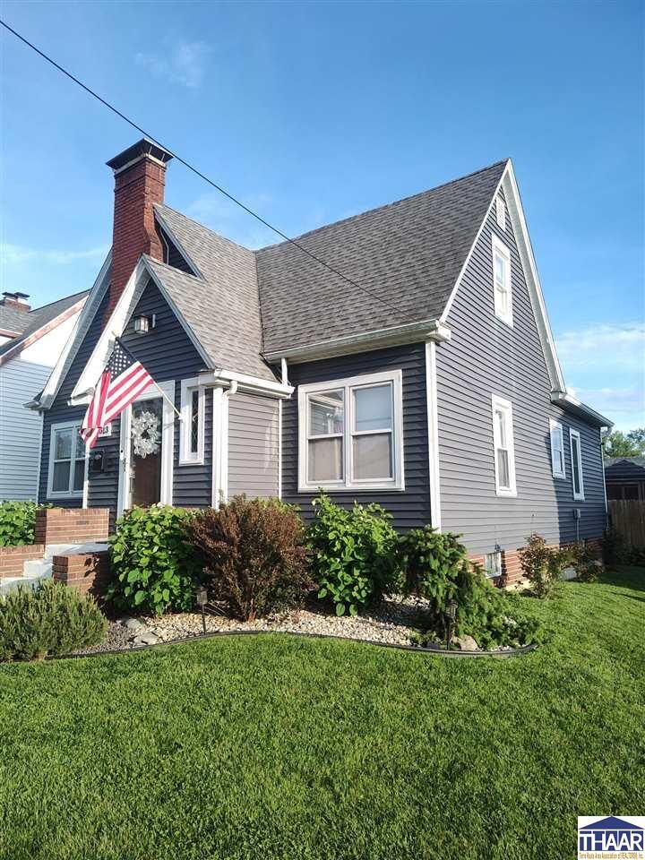 Property Photo:  513 W Washington Street  IN 47882 