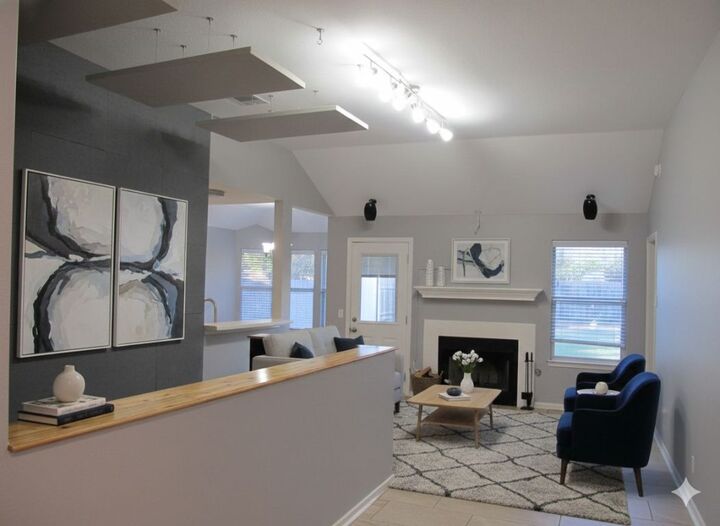 Property Photo:  915 Lantana Lane  TX 78641 