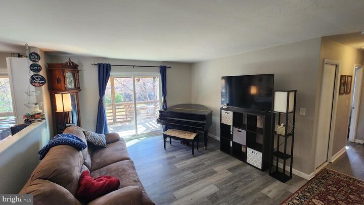 Property Photo:  8221 Millfield Court  MD 21108 