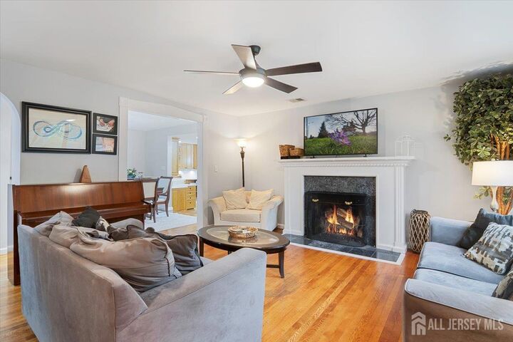 Property Photo: 980 Raritan Road NJ 07076