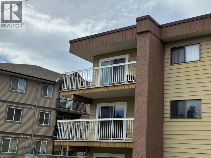 Photo de la propriété:  1703 Menzies Street 305  BC V1K 1K4 