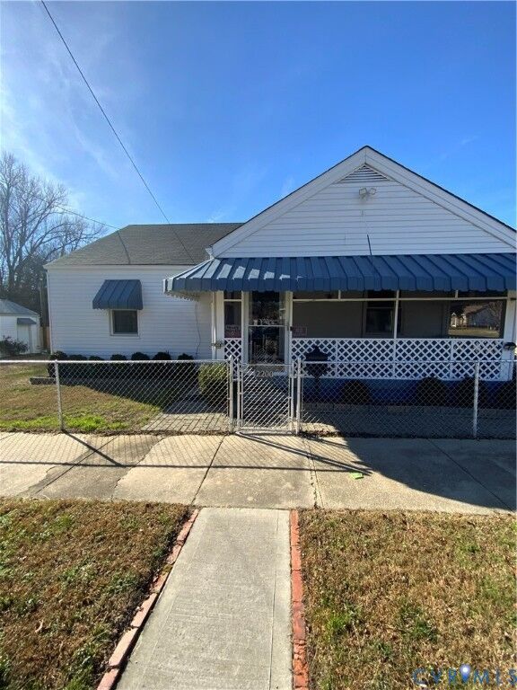 Property Photo: 2200 Ferndale Avenue VA 23803