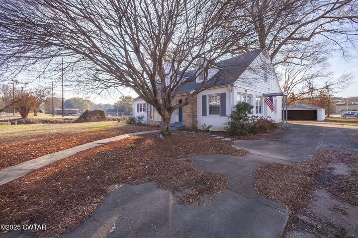 Property Photo: 1491 Lambuth Boulevard TN 38301
