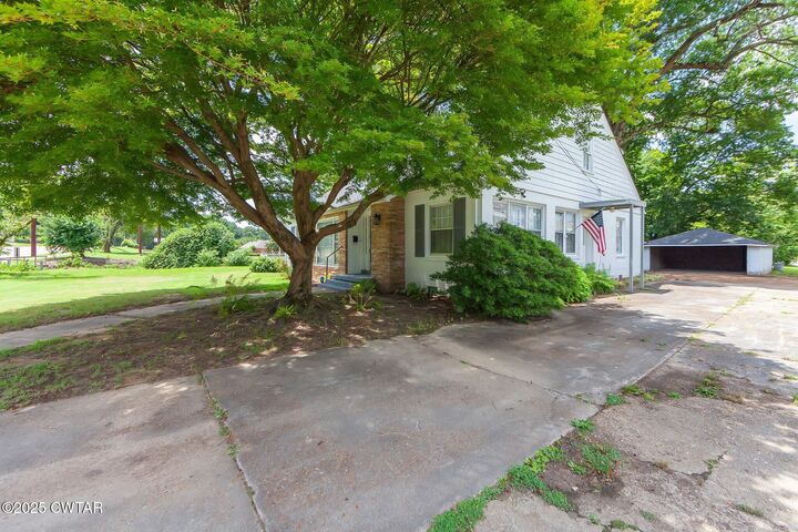 Property Photo:  1491 Lambuth Boulevard  TN 38301 