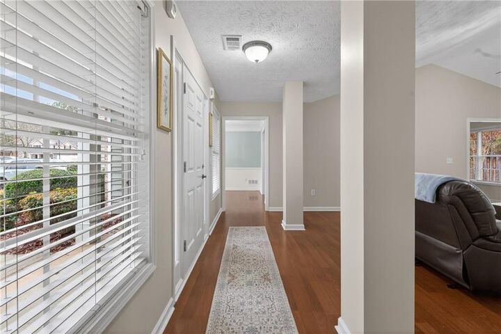 Property Photo: 567 Ridgeview Court GA 30655