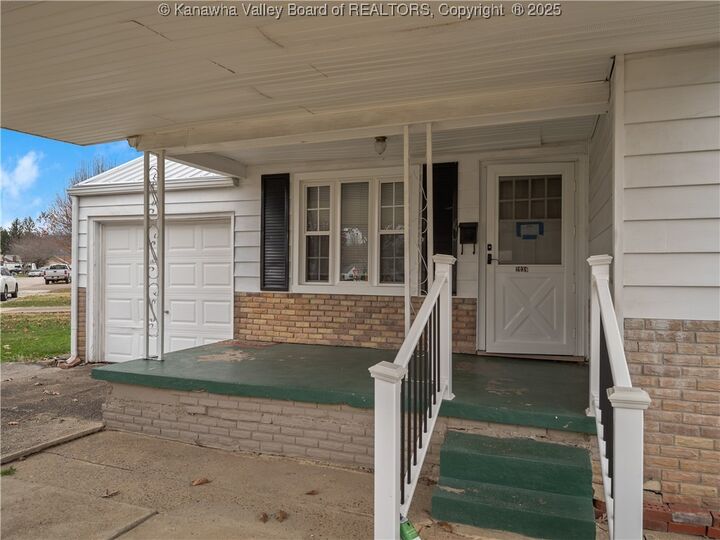 Property Photo: 2039 Benedict Circle WV 25177