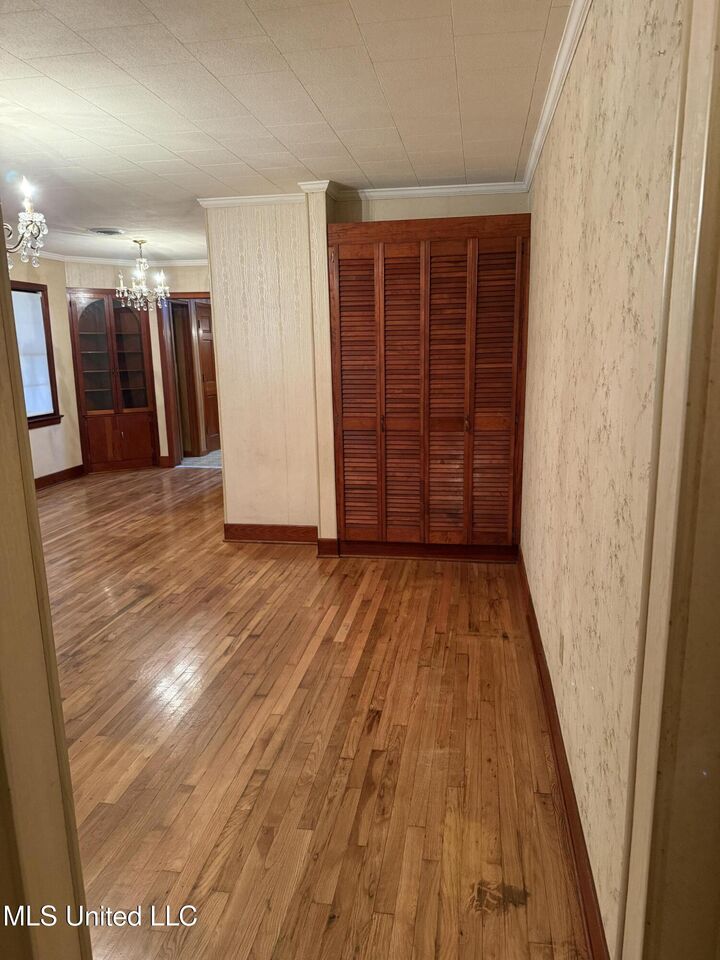 Property Photo: 1085 Cherokee Street MS 39530