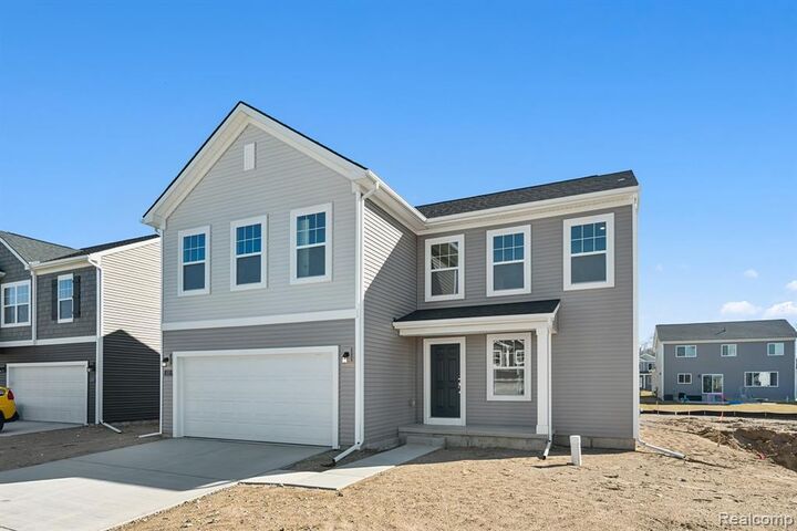 Property Photo:  372 Edge Brook Drive  MI 48442 